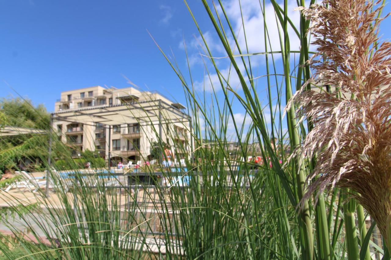 Sorrento - Menada Apartments Sveti Vlas Exterior foto